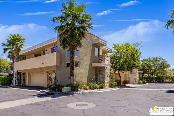 Palm Springs, CA 92264,870 E Palm Canyon Dr #204