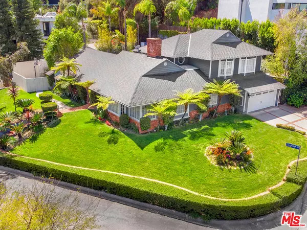 Sherman Oaks, CA 91403,3690 Crownridge Dr