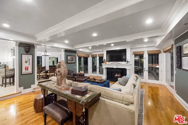 Westlake Village, CA 91362,5163 Lakeview Canyon Rd