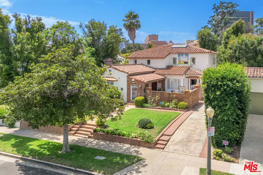 821 Malcolm Ave, Los Angeles, CA 90024