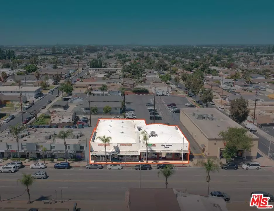 Bellflower, CA 90706,17047 Bellflower Blvd