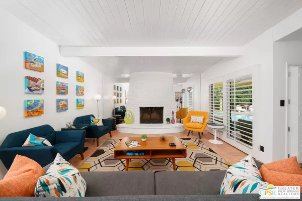 Palm Springs, CA 92262,695 N Monterey Rd