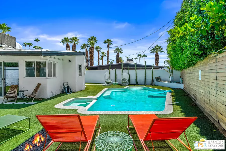 1655 Tamarisk Rd, Palm Springs, CA 92262