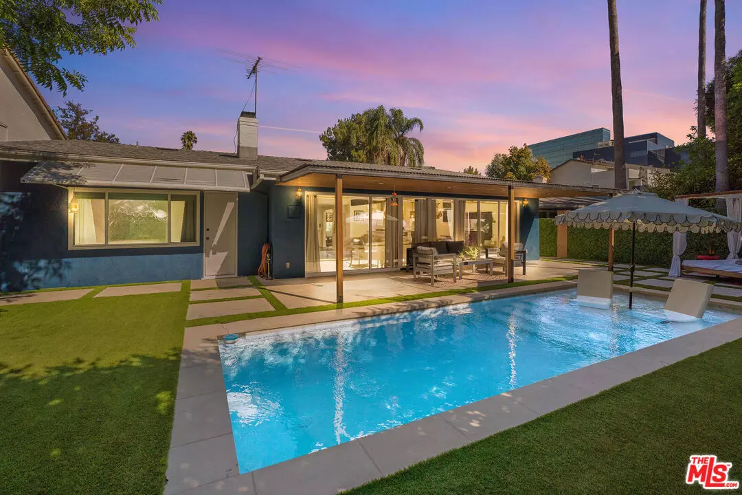 Encino, CA 91436,4831 Collett Ave