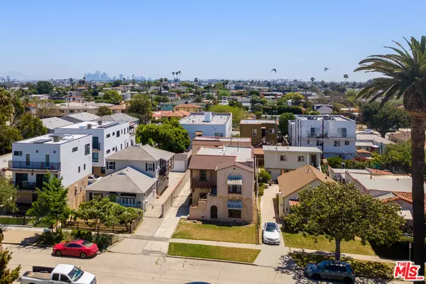 1744 N Carmona Ave, Los Angeles, CA 90019