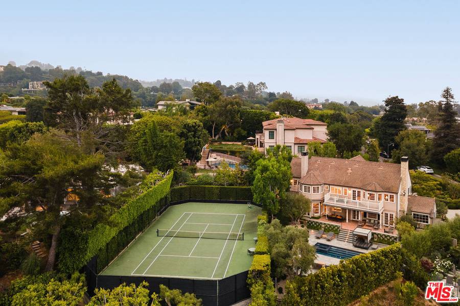 253 Ashdale Pl, Los Angeles, CA 90049