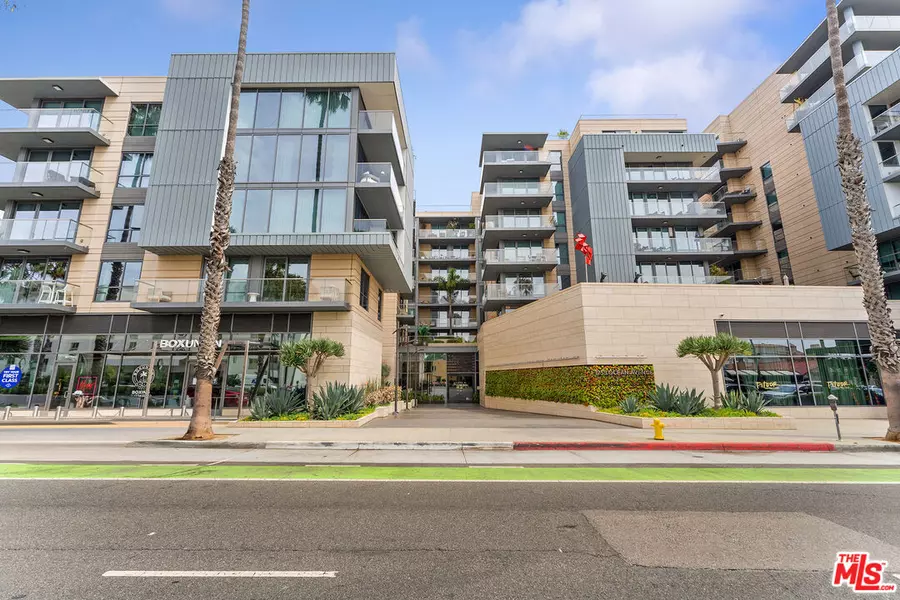 1755 Ocean Avenue #203, Santa Monica, CA 91401