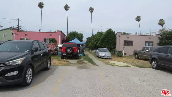 7416 S Figueroa St, Los Angeles, CA 90003