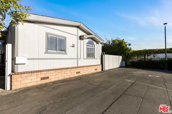 8250 Lankershim Blvd #198, North Hollywood, CA 91605