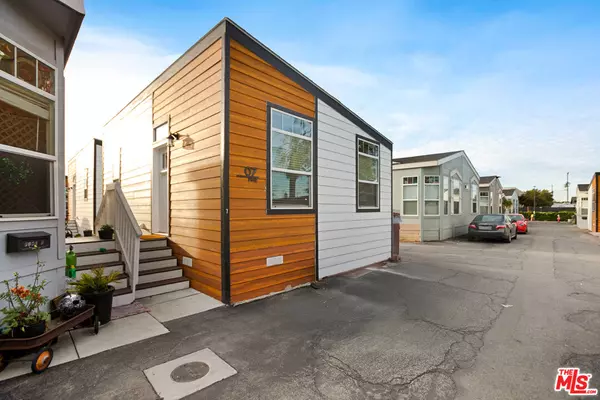 North Hollywood, CA 91605,8250 Lankershim Blvd #29