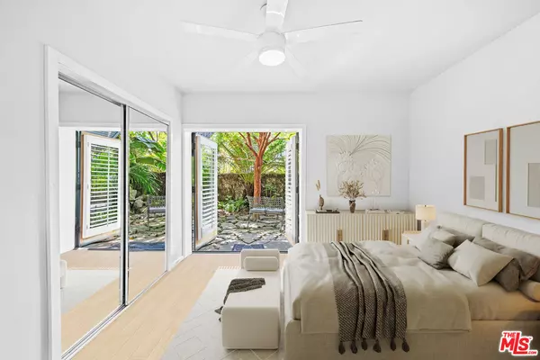 Marina Del Rey, CA 90292,117 Outrigger Mall