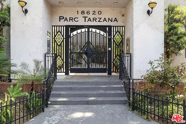 18620 Hatteras St #166, Tarzana, CA 91356