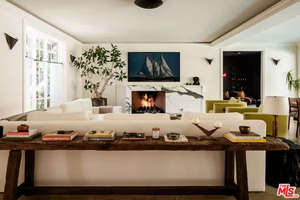 Los Angeles, CA 90068,2003 El Cerrito Pl