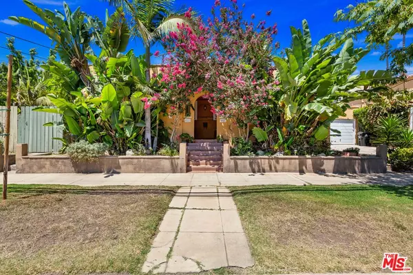 Los Angeles, CA 90019,1185 S Tremaine Ave