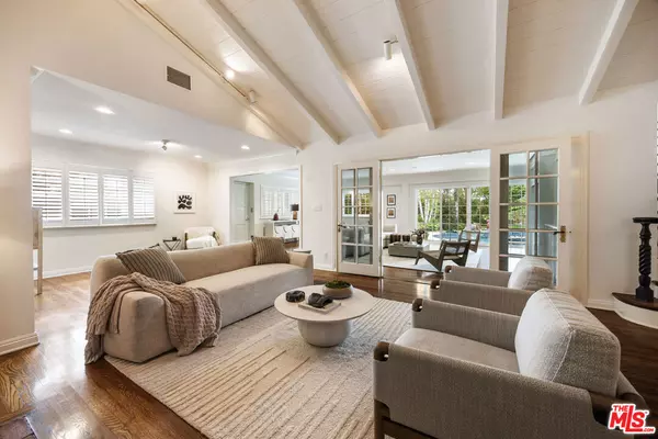 Los Angeles, CA 90077,2229 Stradella Rd