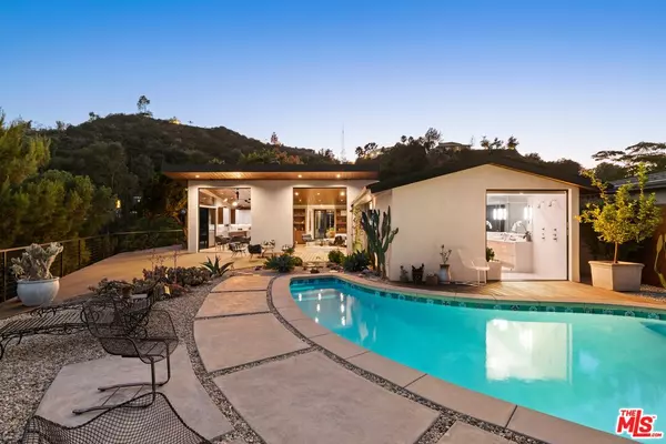 Los Angeles, CA 90046,2652 Byron Pl