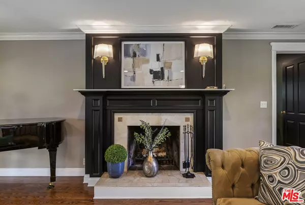 Altadena, CA 91001,2555 N Altadena Dr