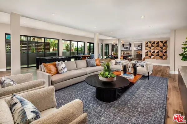 Inglewood, CA 90301,201 N La Brea Ave. Ave #330