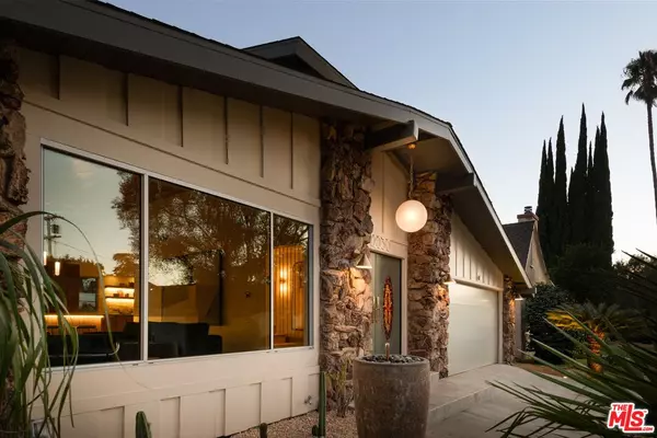 Studio City, CA 91604,12030 Pacoima Ct