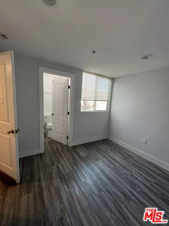 Los Angeles, CA 90018,1608 W 36th Pl