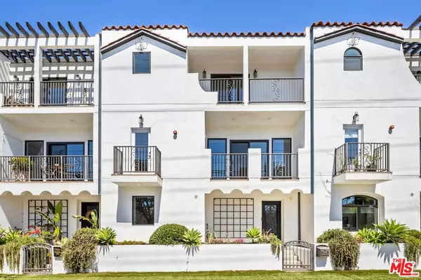 Los Angeles, CA 90046,7365 Waring Ave