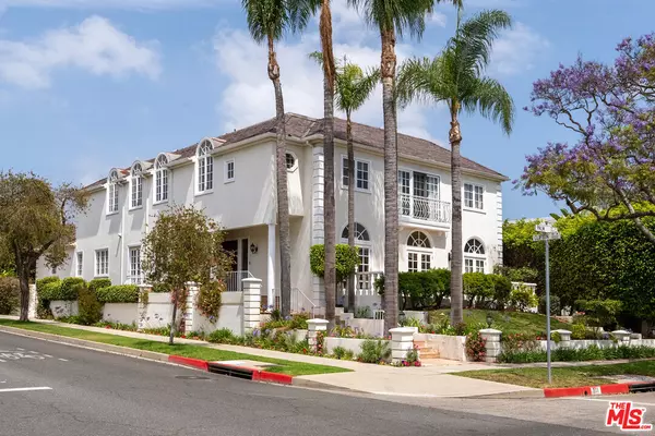 Beverly Hills, CA 90210,201 N Palm Dr