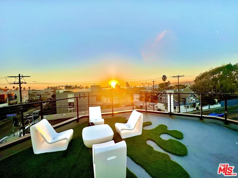 822 Pacific Ave, Venice, CA 90291
