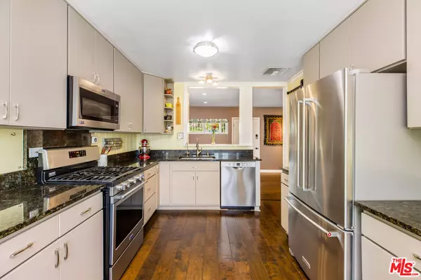 La Crescenta, CA 91214,3427 Paraiso Way