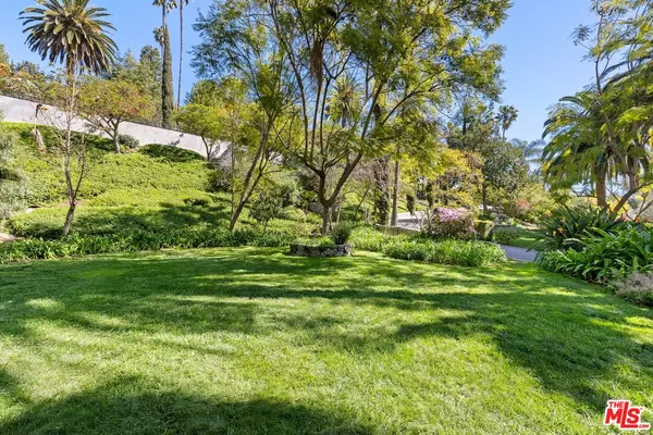 Los Angeles, CA 90046,2003 La Brea Ter