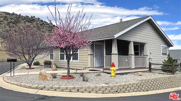 21499 White Rock Dr, Tehachapi, CA 93561