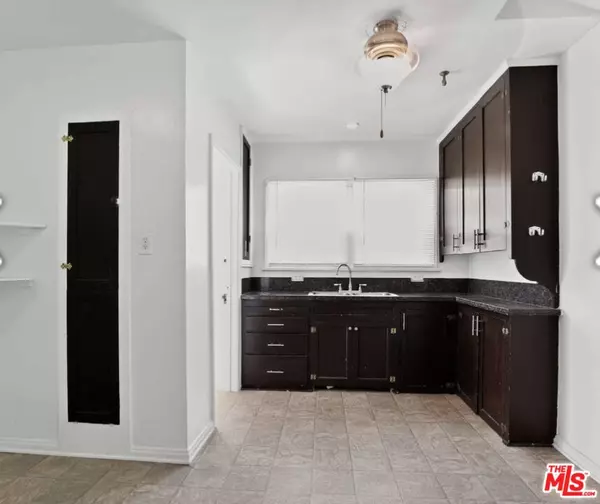 Los Angeles, CA 90047,1619 W Gage Ave