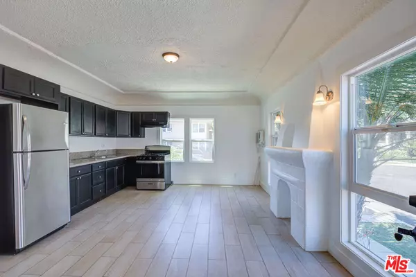 San Pedro, CA 90731,644 W 5th St #2