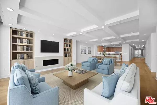 Pacific Palisades, CA 90272,17325 Castellammare Dr #203