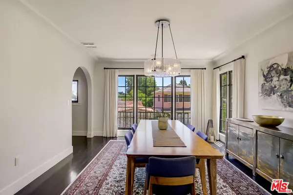 Los Angeles, CA 90027,3777 Effingham Pl