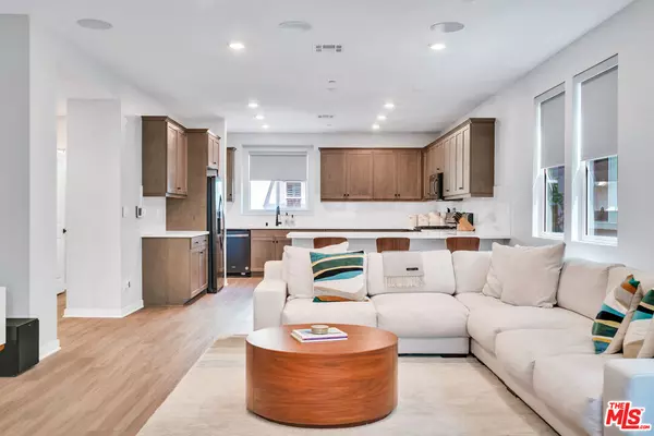 515 Daniel Freeman Cir, Inglewood, CA 90301