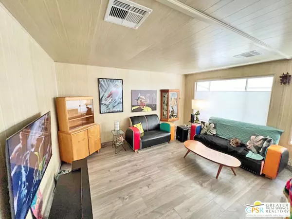 Palm Springs, CA 92264,272 Araby St