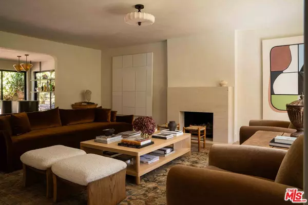 Los Angeles, CA 90069,1364 Londonderry Pl