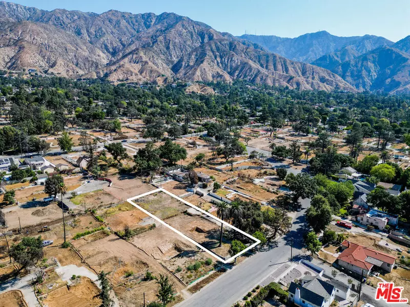 1125 E Mariposa St, Altadena, CA 91001