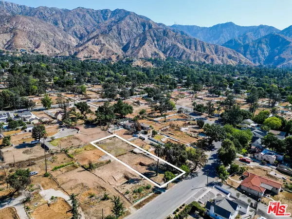 1125 E Mariposa St, Altadena, CA 91001