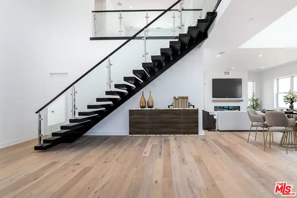 Porter Ranch, CA 91326,11770 N Hillsborough Ln