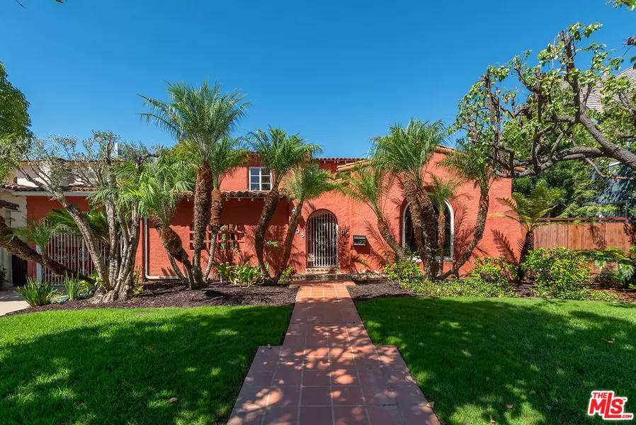 305 S McCarty Dr, Beverly Hills, CA 90212