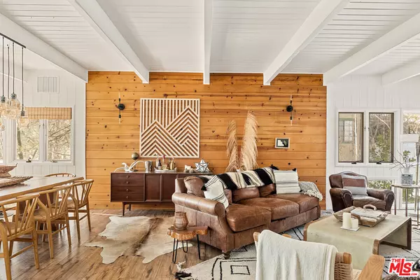 28277 Arbon Ln, Lake Arrowhead, CA 92352