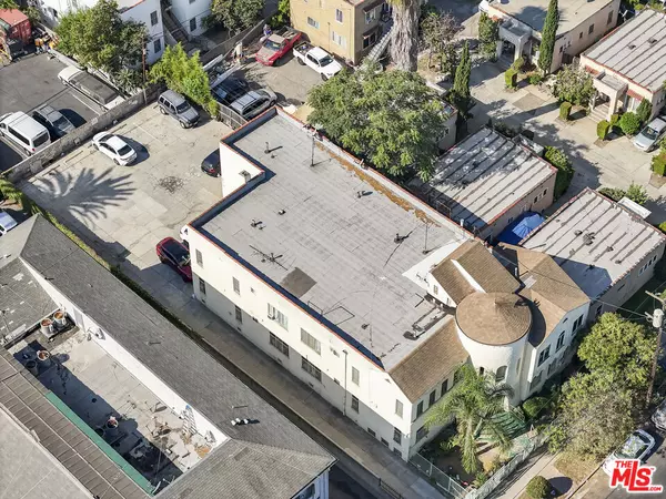 Los Angeles, CA 90029,4038 Marathon St