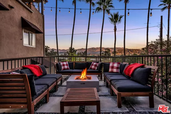 Los Angeles, CA 90039,1948 Sunflower Ave