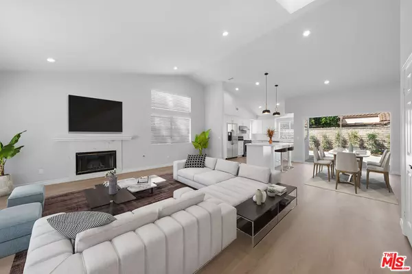 2505 Winthrop Ct, Simi Valley, CA 93065