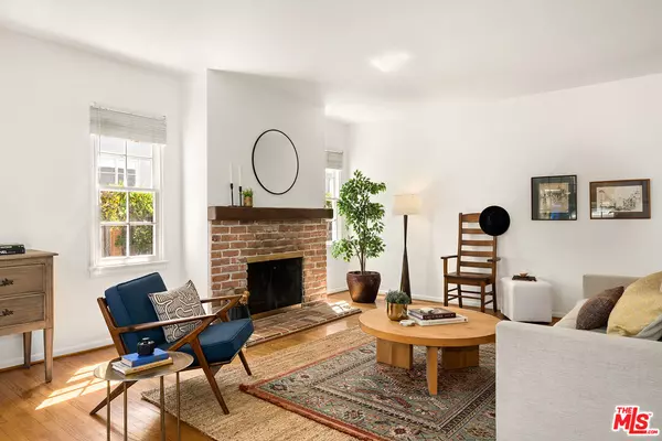 Encino, CA 91316,5119 Enfield Ave