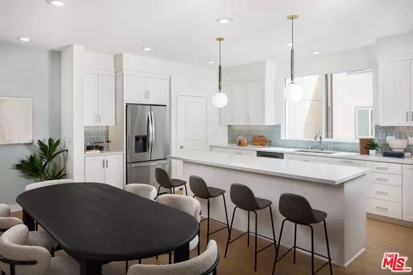 Los Angeles, CA 90732,1684 Coral Sea Ln