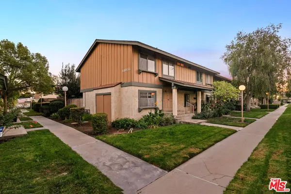 18933 Kittridge St #63, Reseda, CA 91335