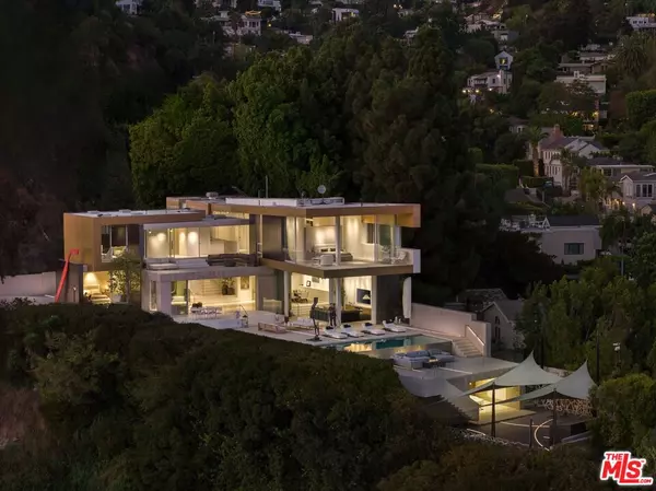 Los Angeles, CA 90069,1430 Sunset Plaza Dr