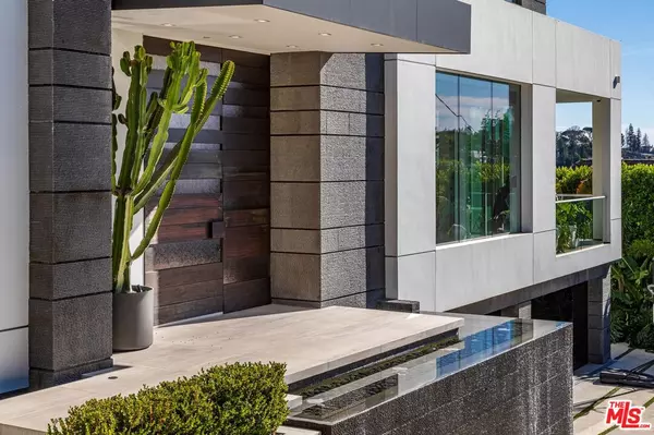 Los Angeles, CA 90077,1740 Bel Air Rd